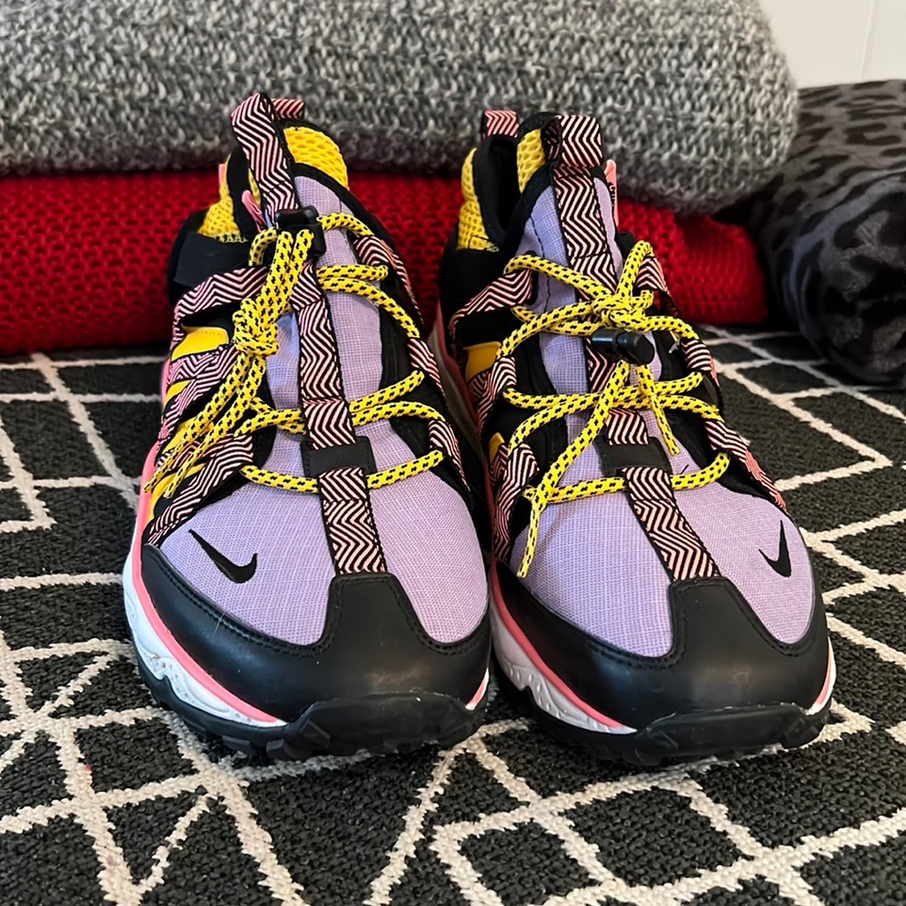 Men’s Nike Sneakers, Size 10.5